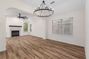 42 Camber Pine Pl, The Woodlands, TX 77382 - Photo 7