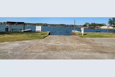 13151 S Lee Shore Dr, Willis, TX 77318 - Photo 1