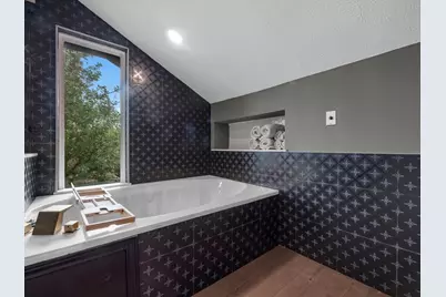 5041 Nina Lee Lane, Houston, TX 77092 - Photo 29