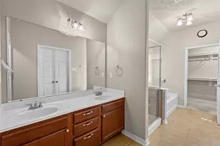 10015 Lynnwood Dr, Baytown, TX 77521 - Photo 17