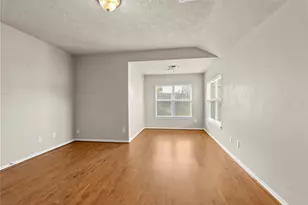 10015 Lynnwood Dr, Baytown, TX 77521 - Photo 15