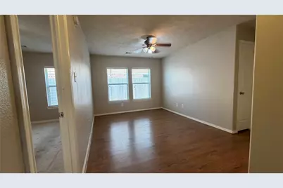 10015 Lynnwood Drive, Baytown, TX 77521 - Photo 17