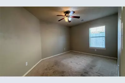 10015 Lynnwood Drive, Baytown, TX 77521 - Photo 21