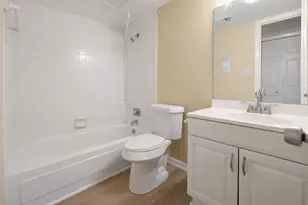 8529 Hearth Dr, Houston, TX 77054 - Photo 9