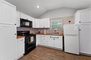 6951 Leandra Dr, Houston, TX 77083 - Photo 3