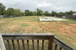 221 Casen St, Dale, TX 78616 - Photo 17