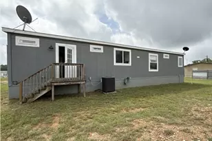 221 Casen St, Dale, TX 78616 - Photo 15