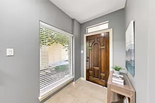 3808 Center Plaza Dr, Houston, TX 77007 - Photo 5