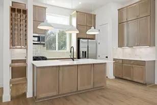 2125 Hoskins Dr, Houston, TX 77080 - Photo 1