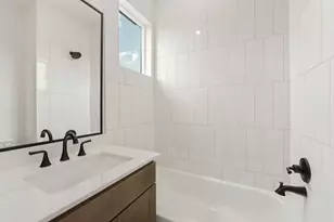 2125 Hoskins Dr, Houston, TX 77080 - Photo 35