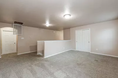 8115 Redbud Point Lane, Houston, TX 77049 - Photo 11