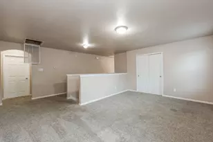 8115 Redbud Point Ln, Houston, TX 77049 - Photo 11