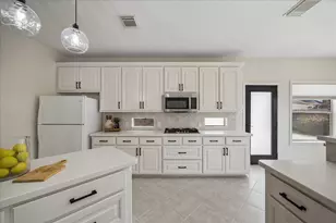 7503 Stone Arbor Dr, Sugar Land, TX 77479 - Photo 11