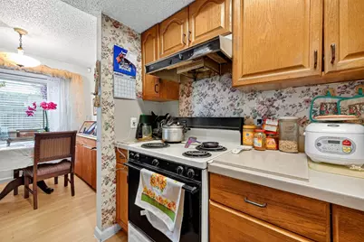 14387 Misty Meadow Lane, Houston, TX 77079 - Photo 9