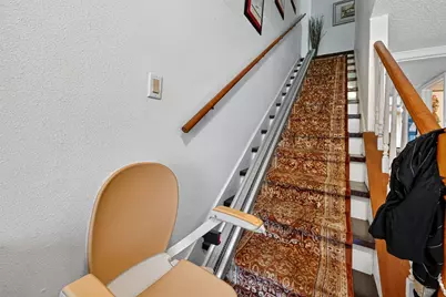 14387 Misty Meadow Lane, Houston, TX 77079 - Photo 17