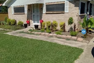 3211 Penn St, Houston, TX 77093 - Photo 3