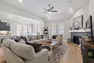 16516 Gaines Gln Ln, Montgomery, TX 77316 - Photo 15