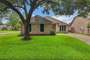 2416 Thorndon Park Ct, League City, TX 77573 - Photo 3