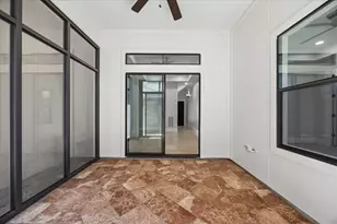 5218 Feagan St, Houston, TX 77007 - Photo 9