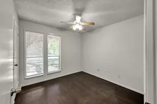 19614 Leaning Timbers Dr, Humble, TX 77346 - Photo 17