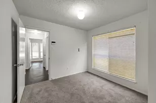 19614 Leaning Timbers Dr, Humble, TX 77346 - Photo 15