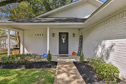 1933 N San Jacinto Street, Liberty, TX 77575 - Photo 3