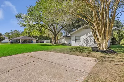 1933 N San Jacinto Street, Liberty, TX 77575 - Photo 5
