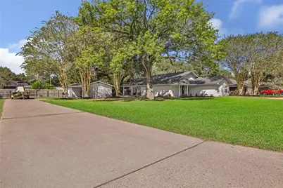 1933 N San Jacinto Street, Liberty, TX 77575 - Photo 7
