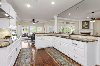 1502 Wimbledon Drive, Huntsville, TX 77340 - Photo 15