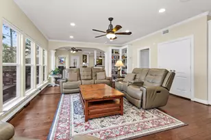 1502 Wimbledon Dr, Huntsville, TX 77340 - Photo 25