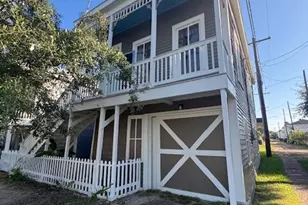 610 14th St, Galveston, TX 77550 - Photo 1