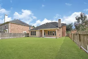 9818 Parsonsfield Ln, Katy, TX 77494 - Photo 3