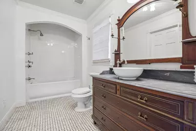 5210 Meadow Lake Lane, Houston, TX 77056 - Photo 13