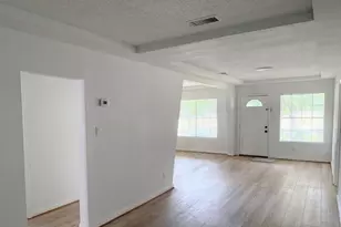 773 Lucky St, Houston, TX 77088 - Photo 3
