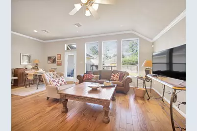 18 Powers Bend Way, The Woodlands, TX 77382 - Photo 5