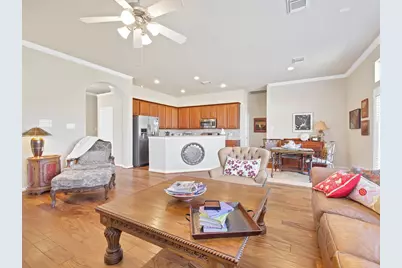18 Powers Bend Way, The Woodlands, TX 77382 - Photo 7