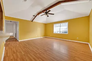 20706 Emerald St, Prairie View, TX 77484 - Photo 9