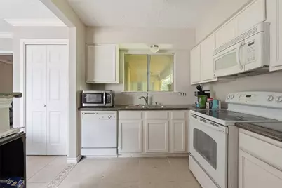 13811 Flagstone Drive, Houston, TX 77041 - Photo 11