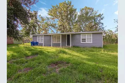 152 Walnut Drive, Richwood, TX 77531 - Photo 1