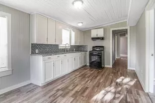 152 Walnut Dr, Richwood, TX 77531 - Photo 7