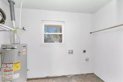 2213 N Thompson Street, Conroe, TX 77303 - Photo 17