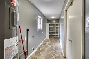 102 W Marietta St, Madisonville, TX 77864 - Photo 15