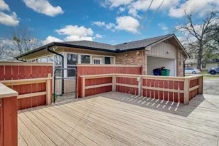 102 W Marietta St, Madisonville, TX 77864 - Photo 27