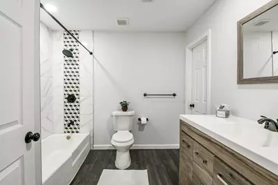 6002 Greenmont Drive, Houston, TX 77092 - Photo 25