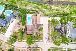 6002 Greenmont Dr, Houston, TX 77092 - Photo 39