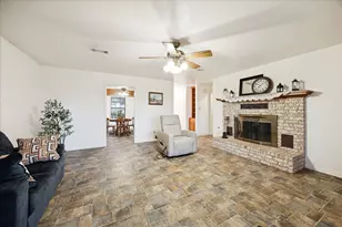 110 Wild Phlox Dr, Bellville, TX 77418 - Photo 3