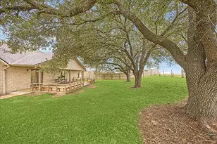 110 Wild Phlox Dr, Bellville, TX 77418 - Photo 19