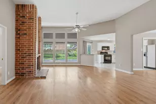 22326 Mosswillow Ln, Tomball, TX 77375 - Photo 3