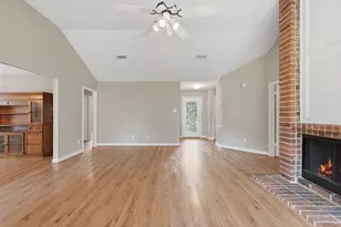 22326 Mosswillow Ln, Tomball, TX 77375 - Photo 5