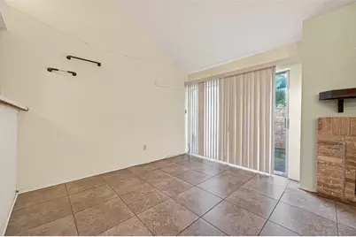 7082 Greenway Chase Street, Houston, TX 77072 - Photo 15